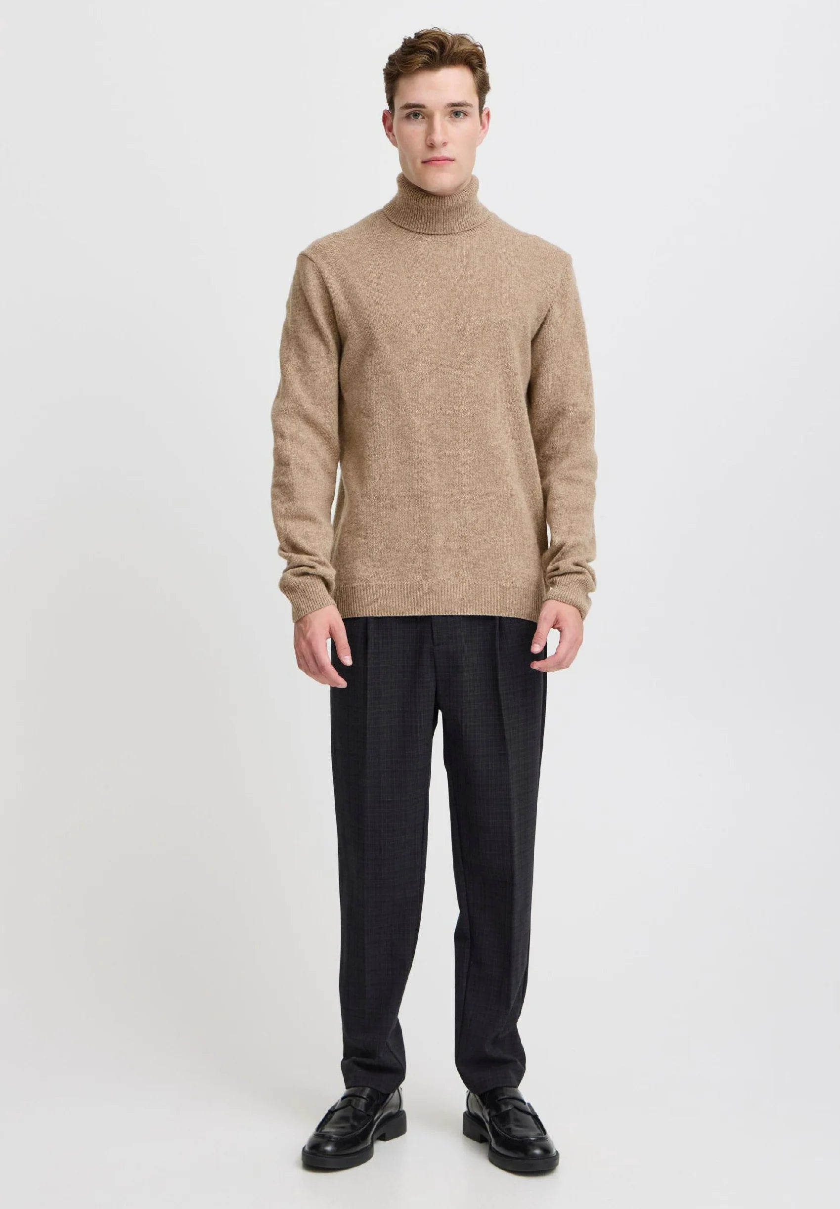 Beige / M